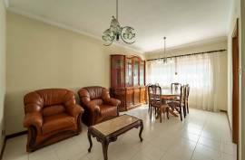 Excellent 2 bedroom apartment in Rio Tinto with balcony and garage