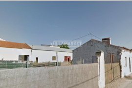 Industrial banking building with 1125 m2 of area inserted in a plot of land with 2499 m2 located in Azaruja - ÉVORA