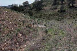 Rustic land with 182 250 m2 located in the Municipality of Ourique - Alentejo