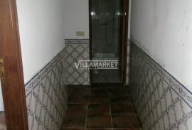 Detached house of type V3 of the bank located in Tremes - Santarém