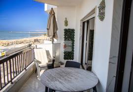 2 Bedroom Apartment with Stunning Sea Views in Quarteira