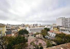 HOTEL INVESTMENT OPPORTUNITY  IN CENTRAL FARO CITY CENTER