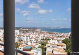 3 bedroom flat with sea view in Lagos