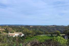 Pasture land in Salir- Loulé with water and electricity