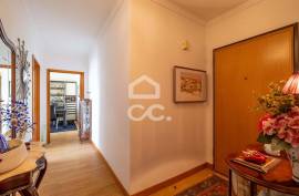 3 Bedroom Apartment in Calendar, Vila Nova de Famalicão – 2 Minutes from the Center