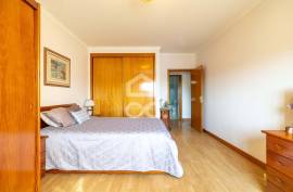 3 Bedroom Apartment in Calendar, Vila Nova de Famalicão – 2 Minutes from the Center