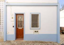 Tavira, Charming Bijou House in Tavira’s Historic Centre