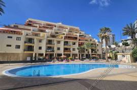 Front-line Apartment For Sale in Guayero, Los Cristianos