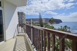 Front-line Apartment For Sale in Guayero, Los Cristianos