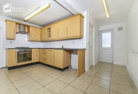 3 bedroom, Terraced House for sale