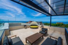 Peninsula Double Penthouse: Ocean View Luxury Condominium in Playa Langosta!