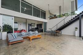 Villa Gaia: Gorgeous Modern Designed Ocean View Home - With Amazing Rental Income