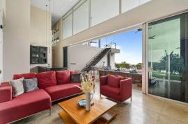 Villa Gaia: Gorgeous Modern Designed Ocean View Home - With Amazing Rental Income