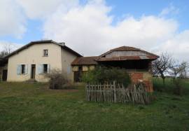 Old house for sale, 7 rooms - Masseube 32140