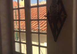 4 bedroom villa with Attached Restaurant