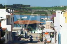 Comercial property located in the center of Alvor