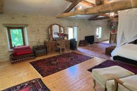 €546300 - 6 Bedroom Mill On Over 1 Acre Of Landscaped Gardens, Swimming Pool And Barn