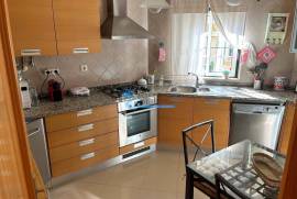 1 bedroom apartment with garage and swimming pool located in Alporchinhos/Porches for sale