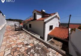 Charming villa located in Alenquer