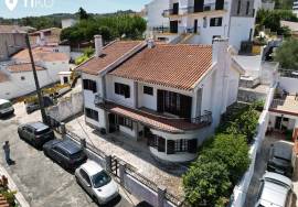 Charming villa located in Alenquer