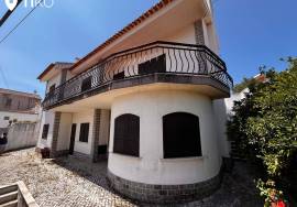 Charming villa located in Alenquer