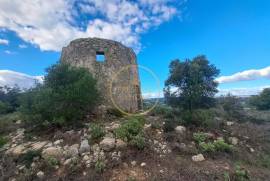 Historic Mill W/Project for 3 Bedroom Villa with Swimming Pool and Imposing Panoramic View