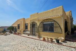 Large Detached Villa In The Centre Of Ciudad Quesada