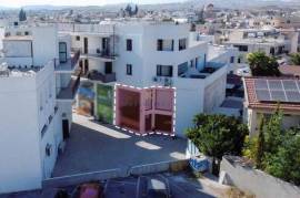 Shop with mezzannine for Sale in Aradippou Area, Larnaca