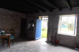 €39000 - Attractive Stone Cottage To Renovate