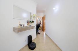 Comfortable and Well Maintained 2 Bedrooms - Ideal for Family - Portimão