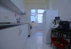 4 bedroom apartment with elevator 5 minutes from Praia da Rocha