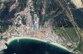 Plot of Urban Land for construction with PIP approved for 16 apartments- Sesimbra