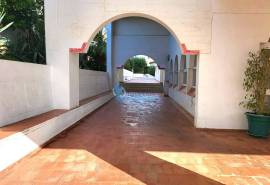 1 bedroom duplex apartment with swimming pool located in the Village Montechoro Building