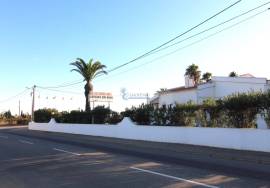 2 Star Hostel located in the Algarve - Porches