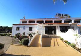 2 Star Hostel located in the Algarve - Porches