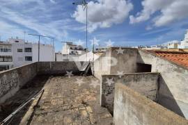 LAGOA CENTRO - COMMERCIAL AND RESIDENTIAL PROPERTY