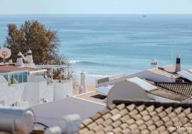 Charming Renovated Townhouse with Sea Views in Praia da Luz