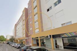 3 bedroom apartment in Faro as new, available for annual rental