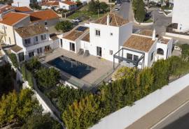 Tavira, 4-bedroom Traditional villa with pool, river views, annex and garage.