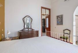 Fuseta, 5-bedroom traditional house in the heart of the village.