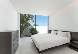 Faro – Modern 4-Bedroom Villa with views across Ria Formosa