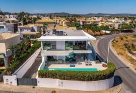 Faro – Modern 4-Bedroom Villa with views across Ria Formosa