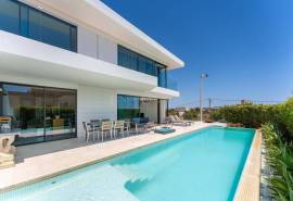 Faro – Modern 4-Bedroom Villa with views across Ria Formosa