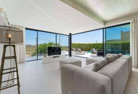 Faro – Modern 4-Bedroom Villa with views across Ria Formosa