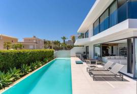 Faro – Modern 4-Bedroom Villa with views across Ria Formosa