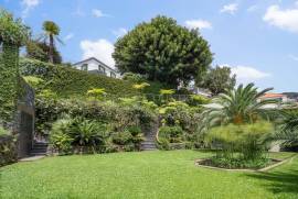 Luxury Property in Madeira – Stunning Views & Versatile Investment