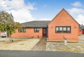 4 bedroom, Detached bungalow for sale