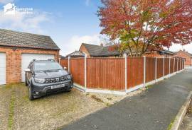 4 bedroom, Detached bungalow for sale