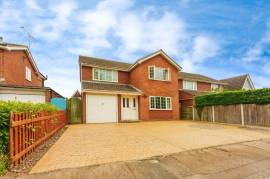 4 bedroom, Detached house for sale