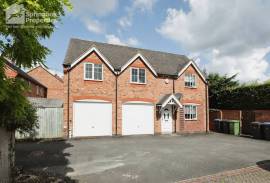 3 bedroom, Detached house for sale